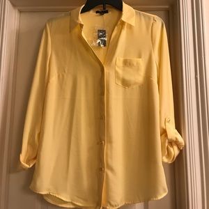 NWT Limited blouse!!☀️